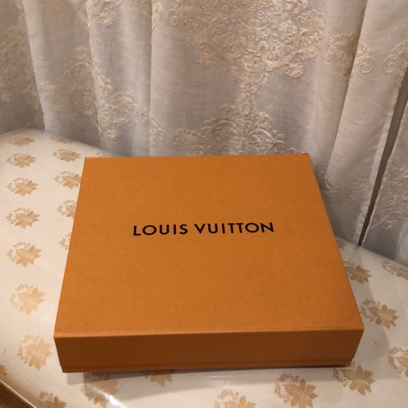 Louis Vuitton Accessories - Louis Vuitton Box with Ribbon